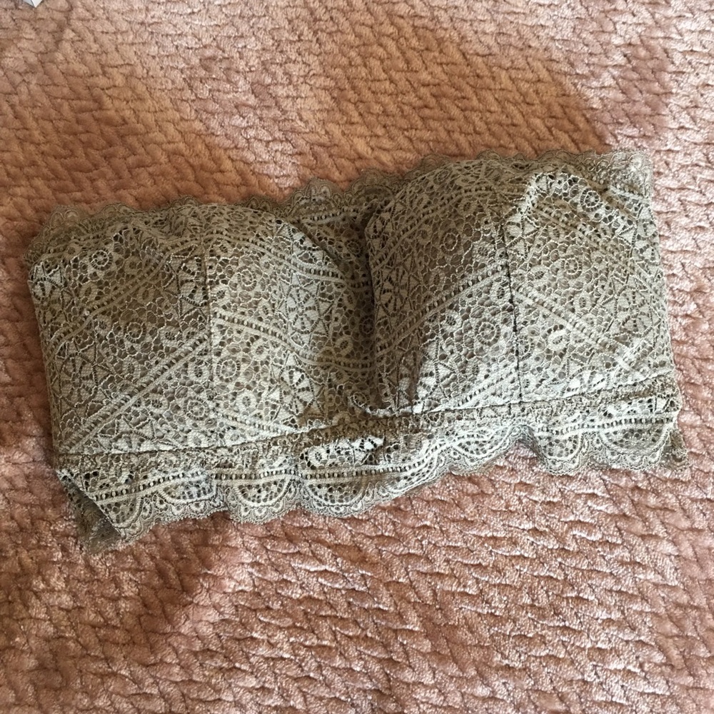 Gray lace bandeau